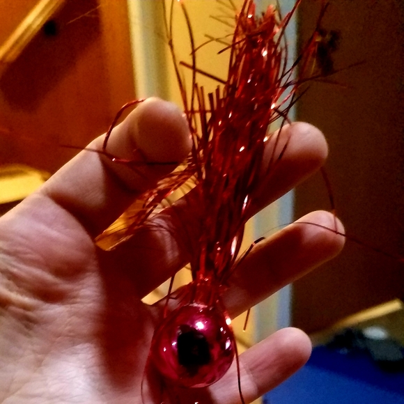 Vintage Tinsel Glass Ball Red Ornaments set of 21 - Picture 3 of 4